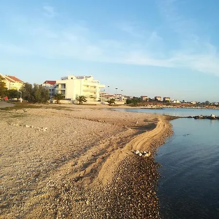 Tirkiz On The Apartamento *