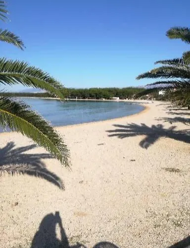 Lägenhet Tirkiz On The Povljana